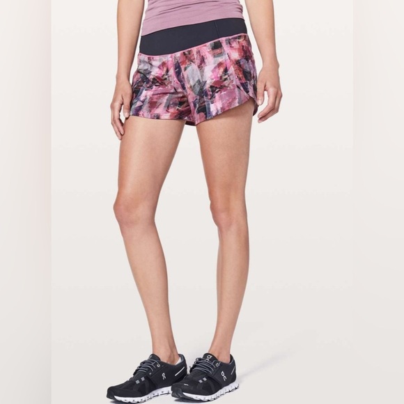 Lululemon Run Times Short II 4” Workout Running Gym Shorts - Picture 3 of 8